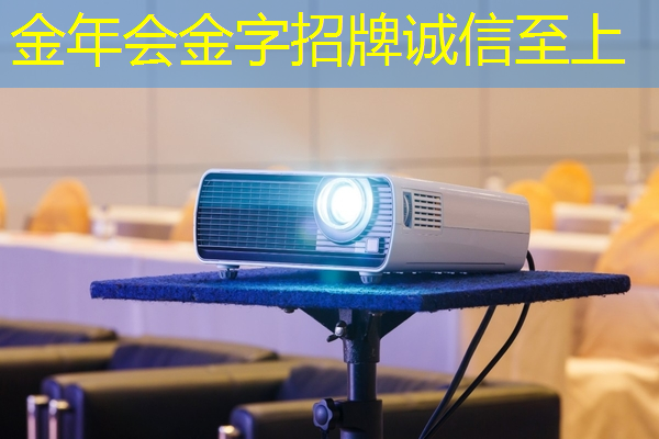 全新商业模式依赖智慧商显技术驱动
